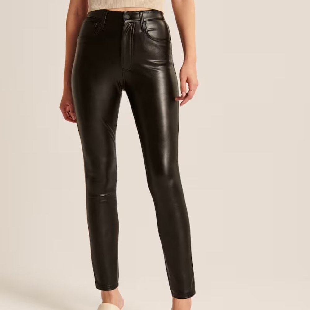 Abercrombie & Fitch Curve Love Vegan Leather Black Skinny Pants